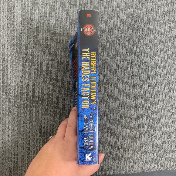 Covert-One Series: The Hades Factor by Gayle Lynds & Robert Ludlum (2000, Trade - Picture 4 of 9